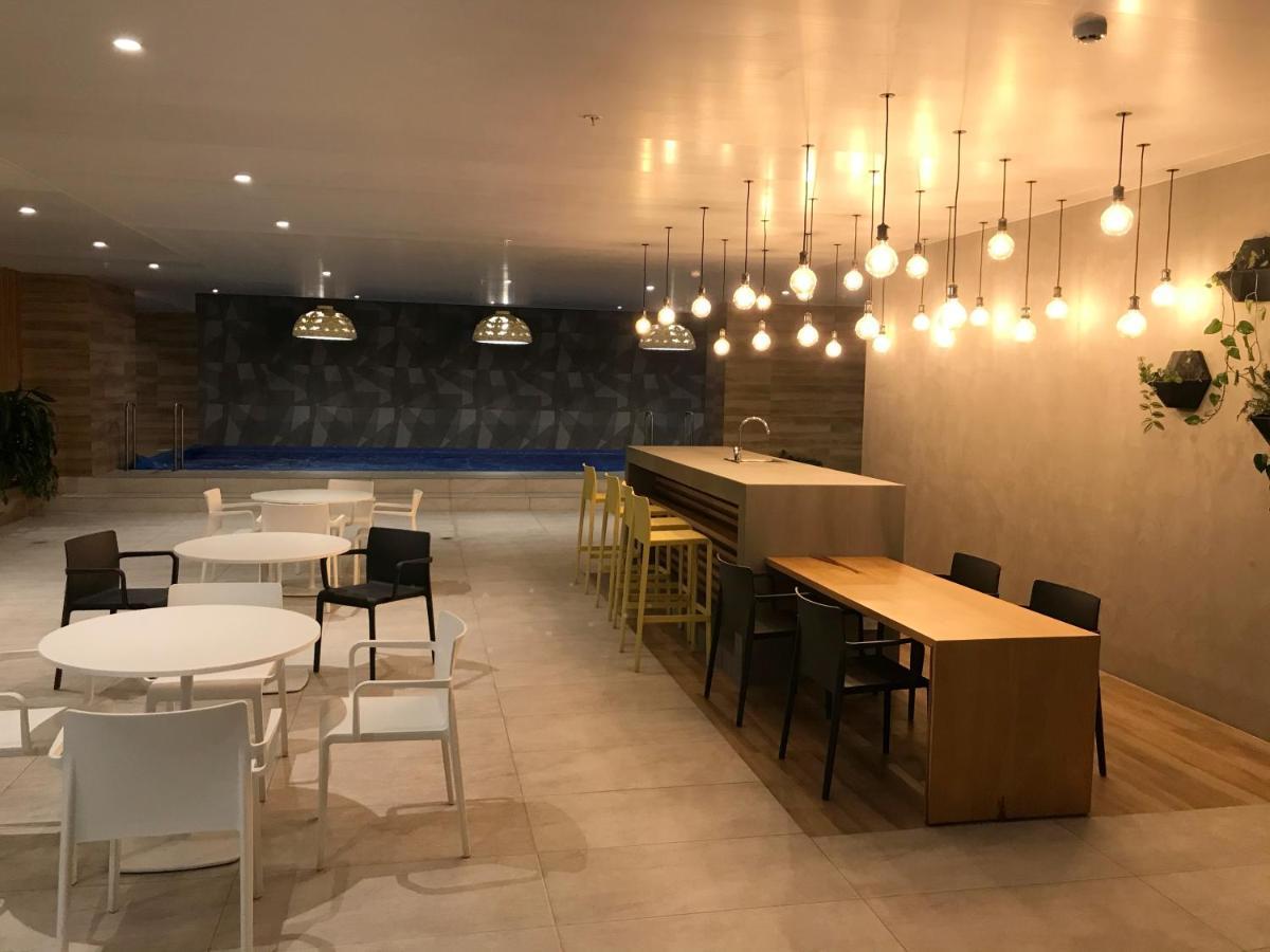 Nueva Suite-Piso 21 Vista La Carolina @One キト エクステリア 写真